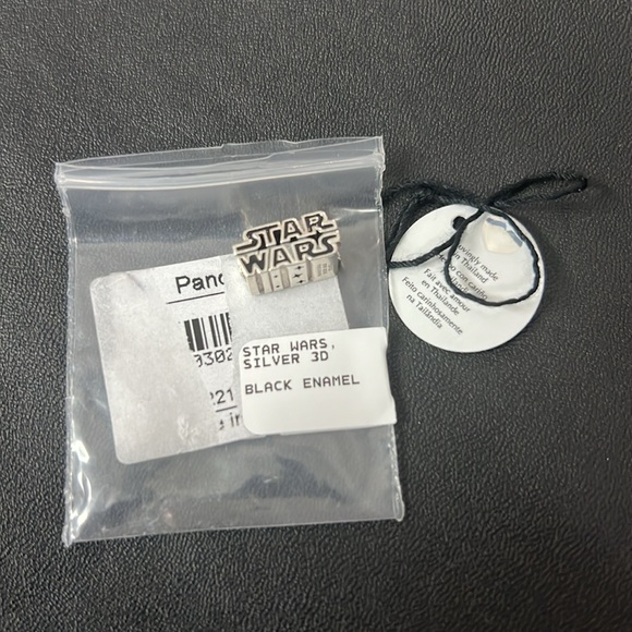 FIRM - Authentic Pandora Star Wars Silver 3D Logo Charm - Picture 2 of 11